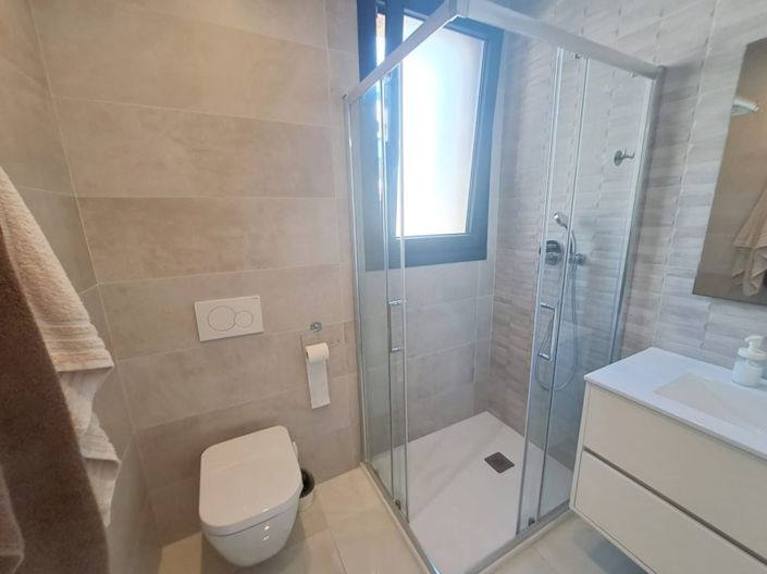 Image No.22-3 Bed Townhouse for sale