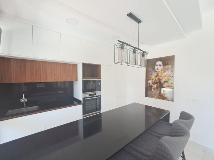 Image No.27-3 Bed Townhouse for sale