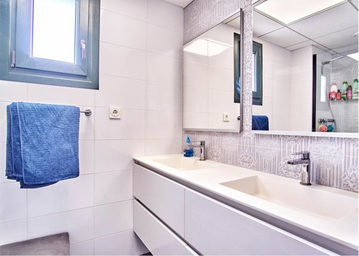 Image No.13-2 Bed Apartment for sale