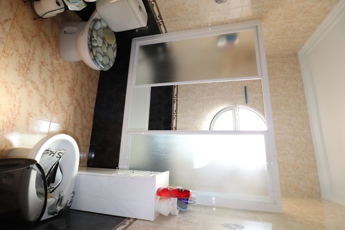 Image No.31-3 Bed Townhouse for sale