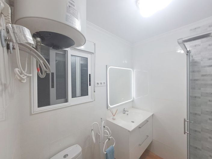 Image No.10-3 Bed Apartment for sale