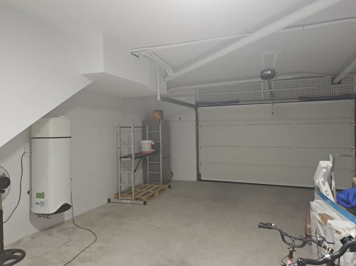 Image No.26-3 Bed Townhouse for sale