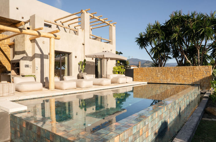 Image No.1-5 Bed Villa for sale