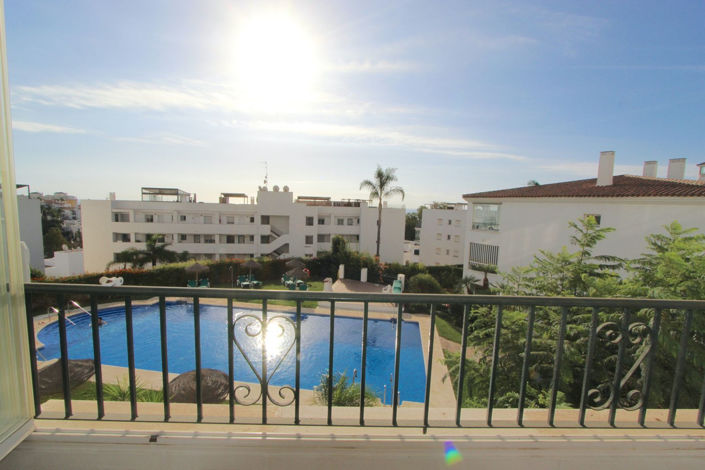 Image No.20-2 Bed Apartment for sale