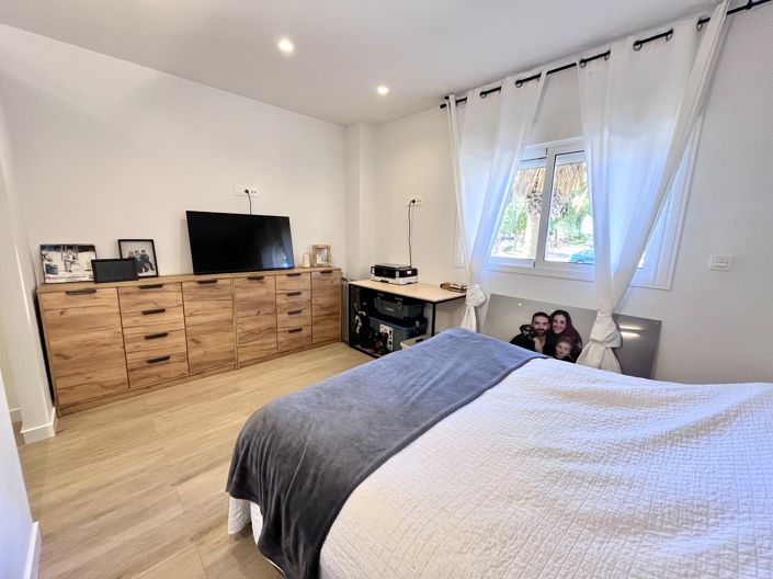 Image No.11-3 Bed Apartment for sale