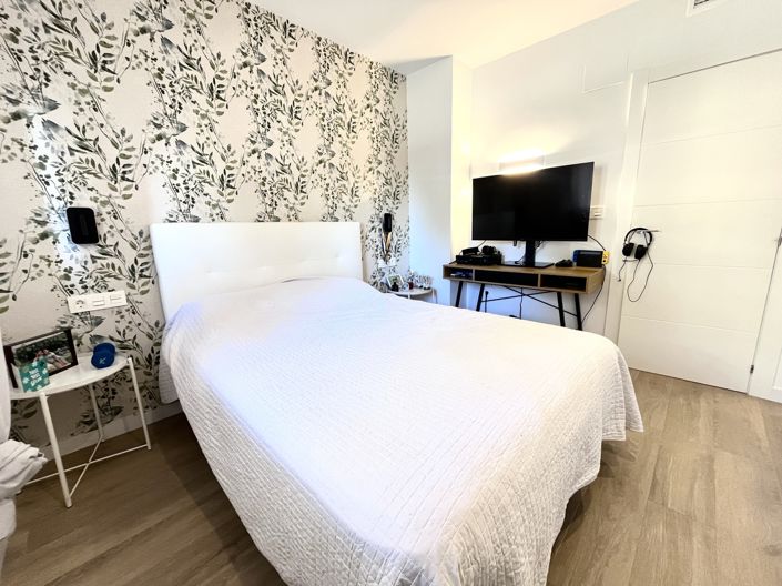 Image No.15-3 Bed Apartment for sale