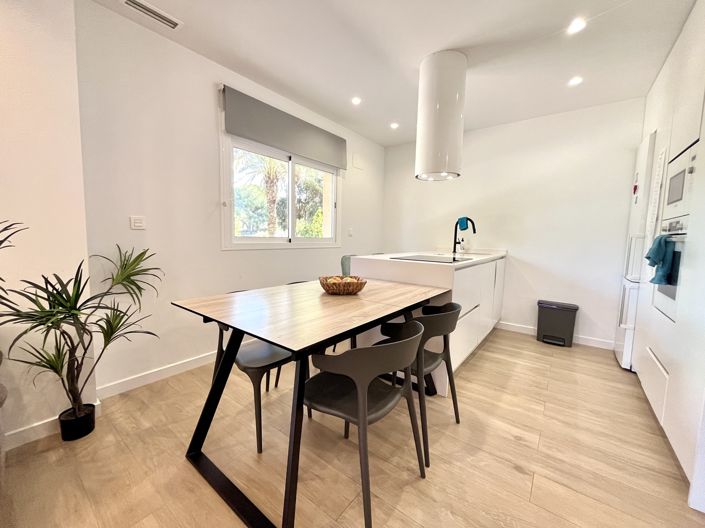 Image No.6-3 Bed Apartment for sale