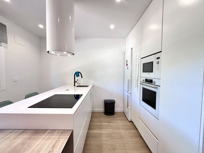 Image No.7-3 Bed Apartment for sale