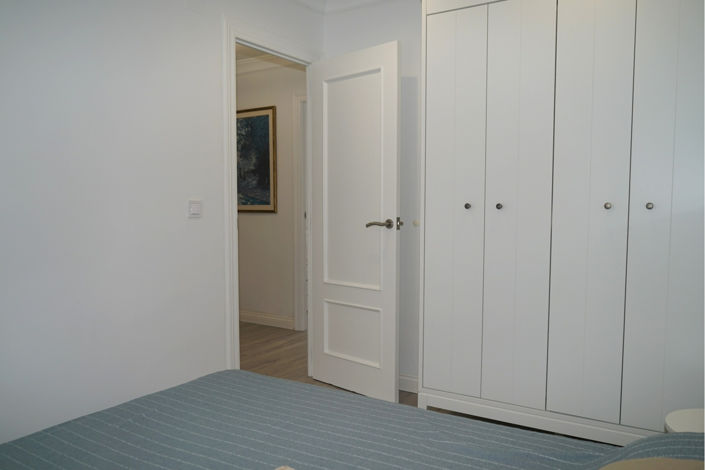 Image No.14-3 Bed Townhouse for sale