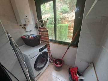 e8cec233ad2e5d7b0ca53f0ce2c5c265f450a584