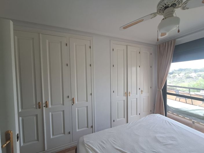 Image No.19-2 Bed Townhouse for sale