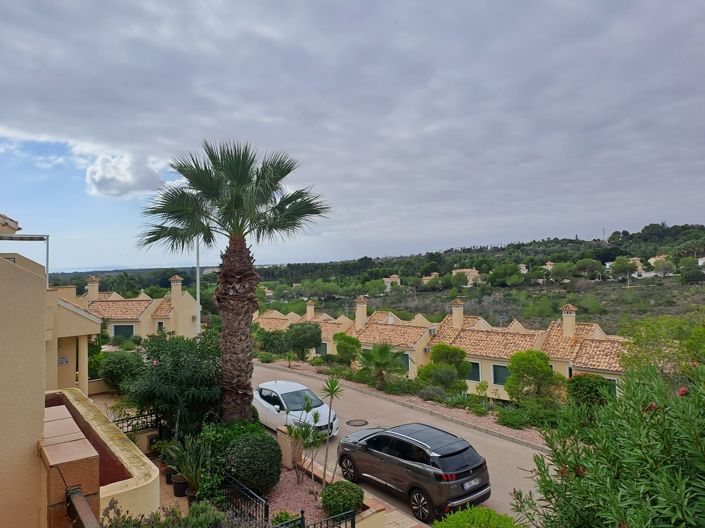 Image No.26-2 Bed Townhouse for sale