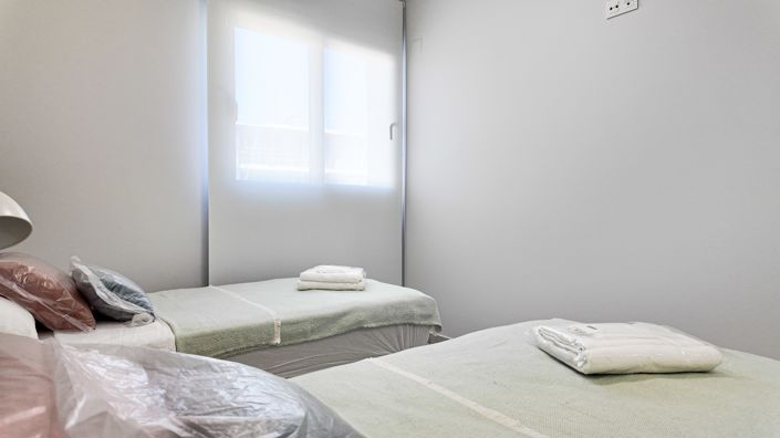 Image No.10-2 Bed Apartment for sale