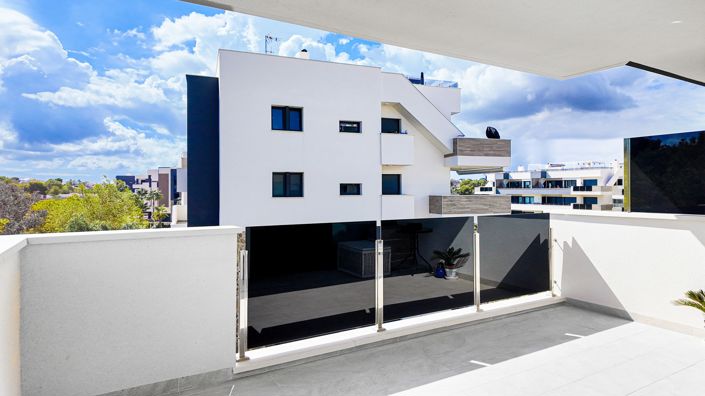 Image No.27-2 Bed Apartment for sale