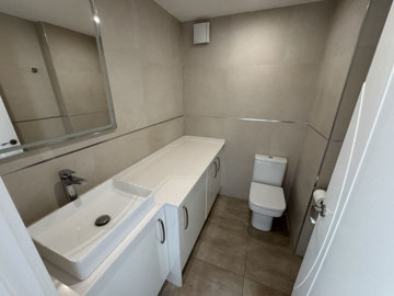 13-5fd73dea700db77384c091ca9818b1a9