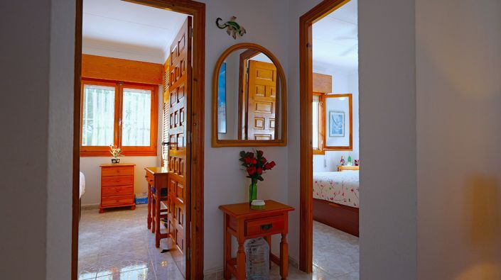 Image No.20-2 Bed Villa for sale