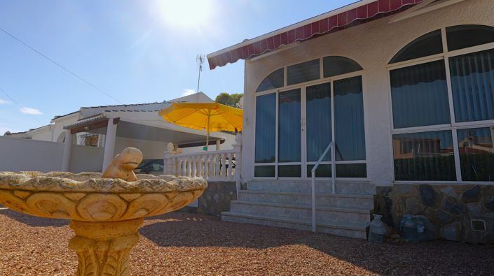 Image No.5-2 Bed Villa for sale