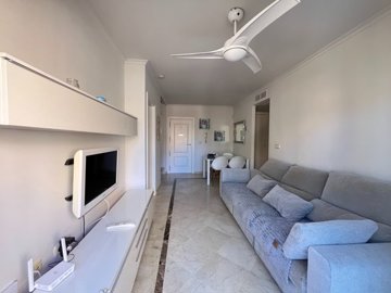 o1j8l1b6ofeng1tol1nu48ih1um02s