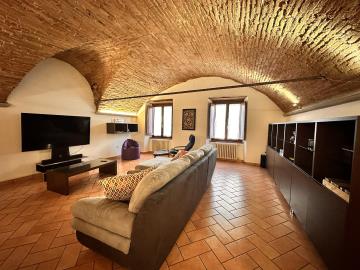 A179-23-Living-room