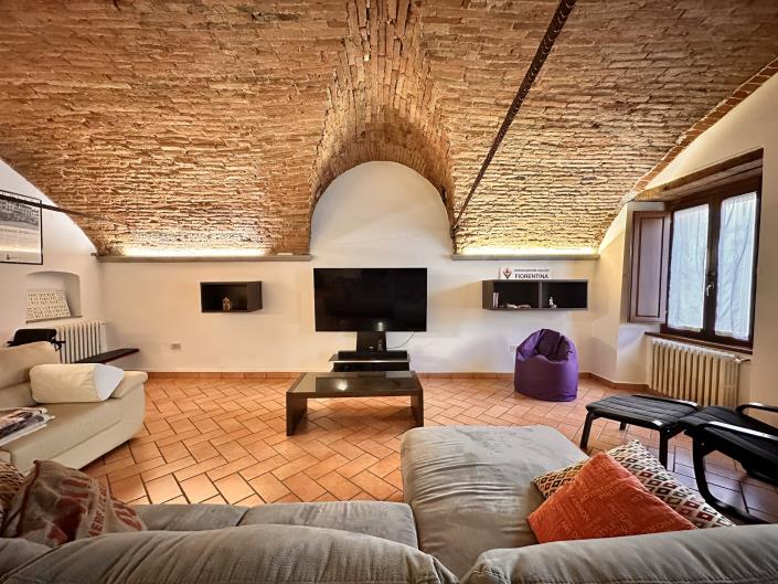 Image No.21-3 Bed Apartment for sale