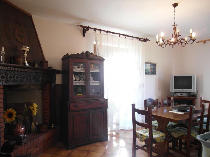 Image No.4-3 Bed Villa / Detached for sale