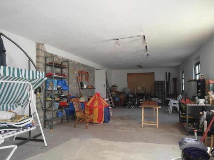 Image No.13-3 Bed Villa / Detached for sale