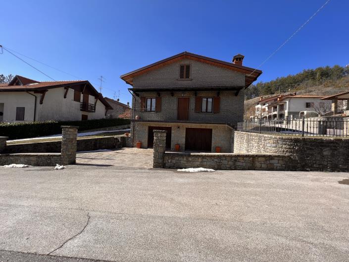 Image No.15-3 Bed Villa / Detached for sale