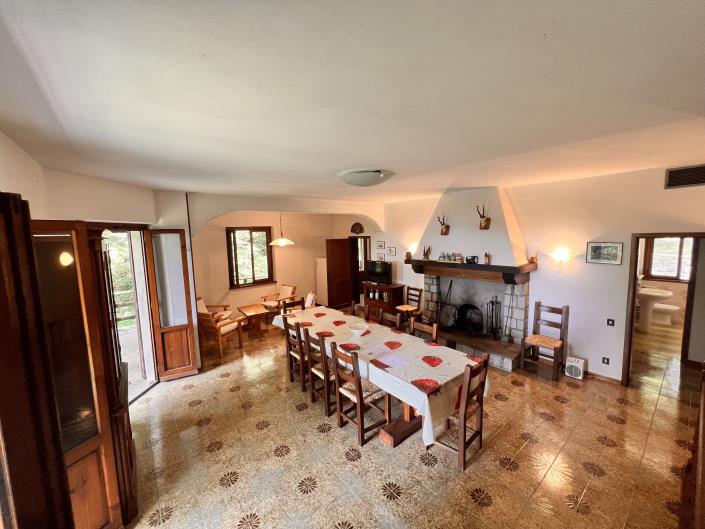 Image No.6-4 Bed Villa for sale