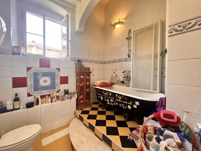 Image No.7-3 Bed Apartment for sale