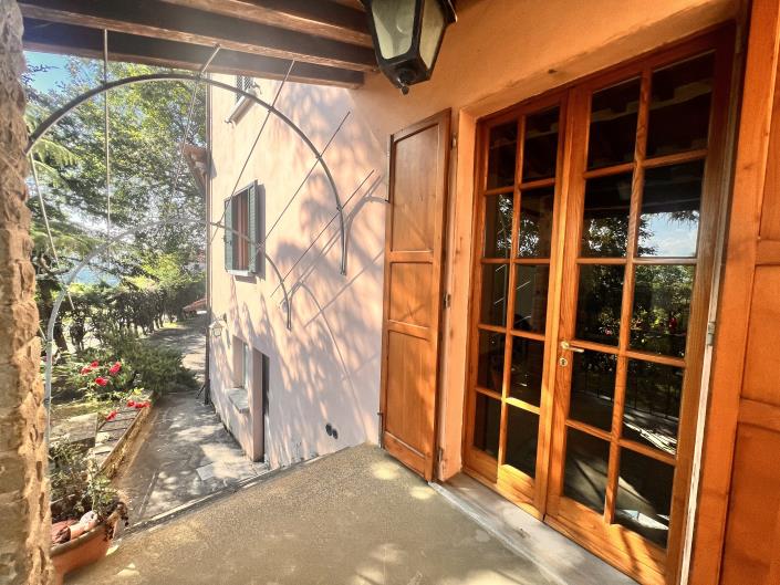 Image No.3-4 Bed Villa for sale