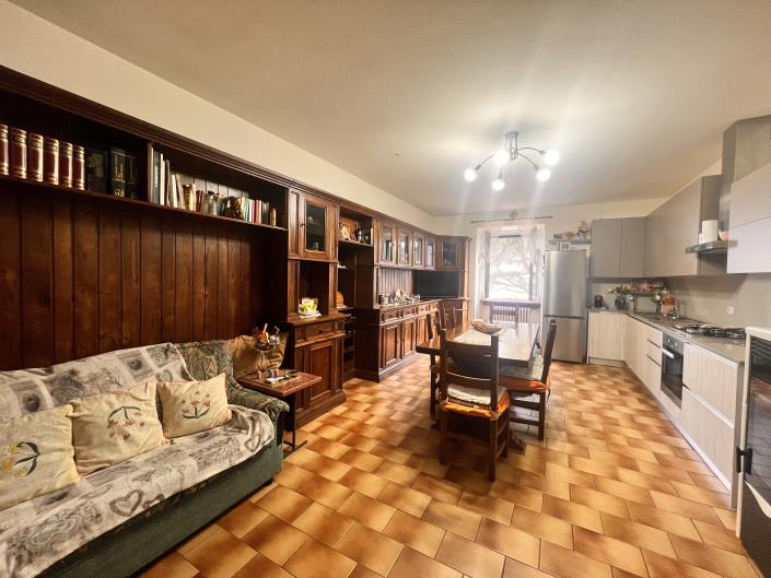 Image No.10-4 Bed Villa for sale