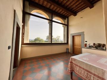 S306-int-P1-room