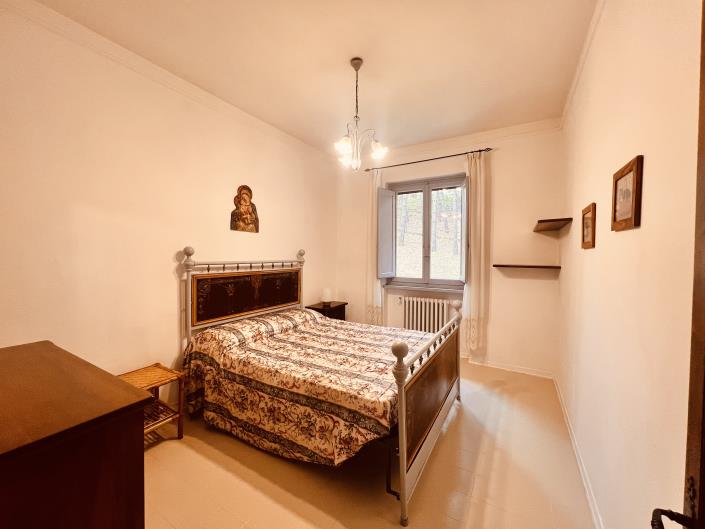 Image No.21-8 Bed Villa / Detached for sale