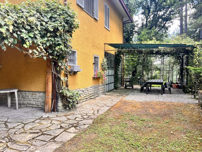 Image No.26-8 Bed Villa / Detached for sale