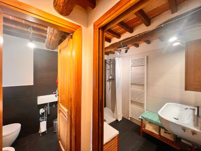 Image No.9-3 Bed Semi-Detached for sale