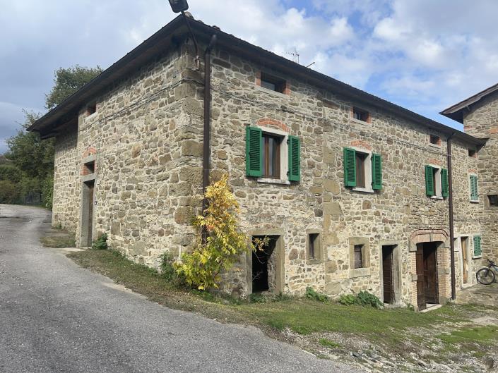 Image No.28-3 Bed Semi-Detached for sale