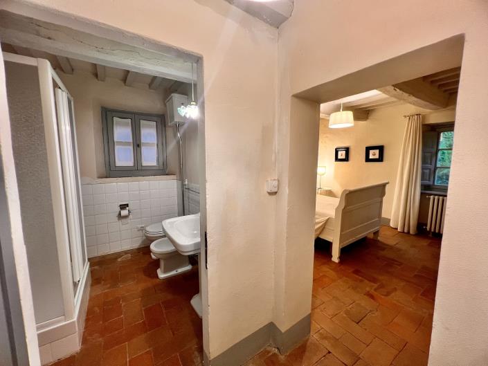 Image No.14-2 Bed Flat for sale