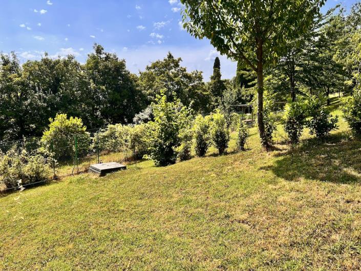 Image No.17-2 Bed Flat for sale