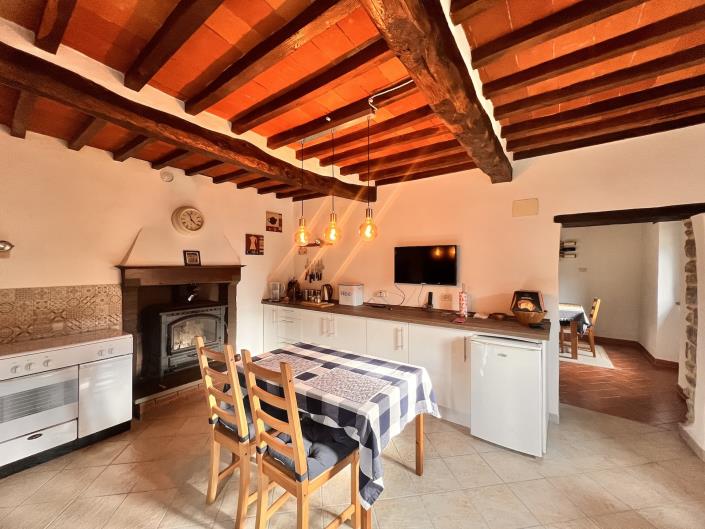 Image No.6-2 Bed Semi-Detached for sale