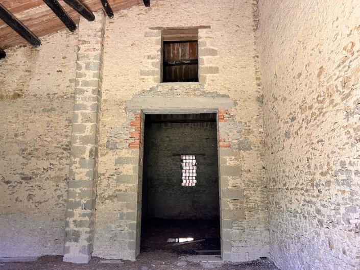 Image No.29-4 Bed Country Property for sale