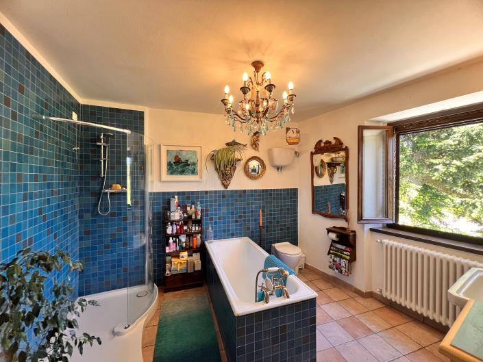 Image No.20-3 Bed Country House for sale