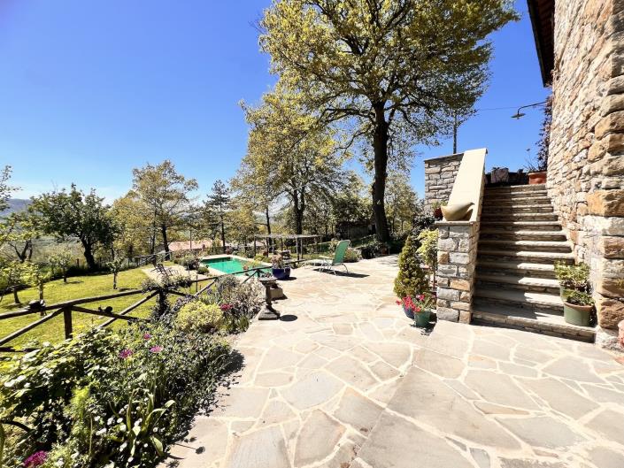 Image No.32-3 Bed Country House for sale