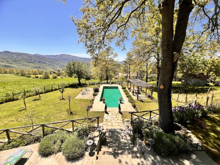 Image No.28-3 Bed Country House for sale