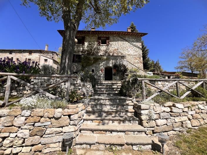 Image No.42-3 Bed Country House for sale