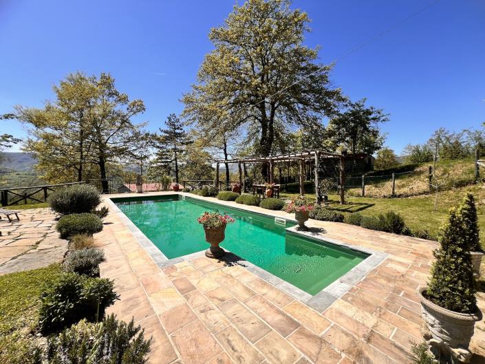 Image No.26-3 Bed Country House for sale