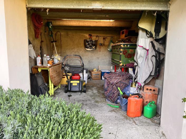 Image No.22-1 Bed Semi-Detached for sale