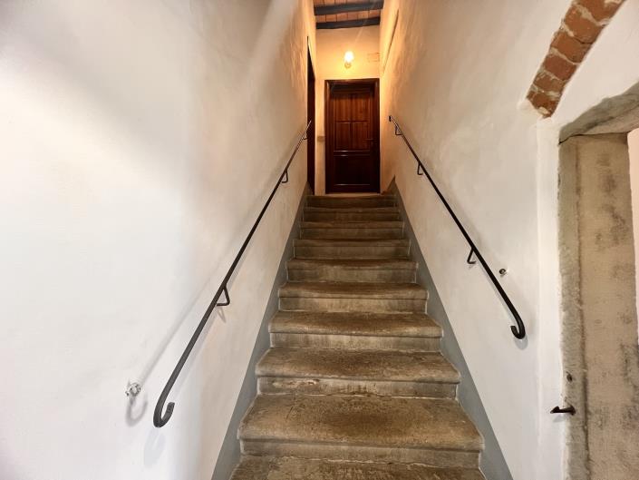 Image No.8-2 Bed Semi-Detached for sale