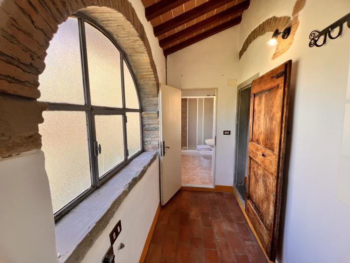 Image No.29-2 Bed Semi-Detached for sale