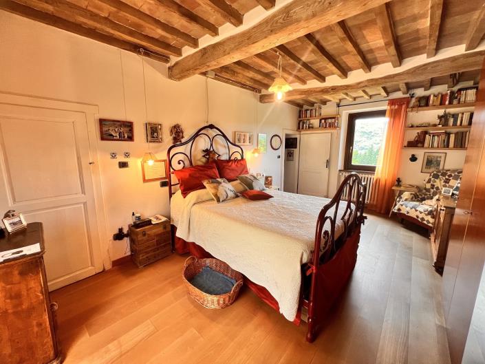 Image No.20-2 Bed Country House for sale