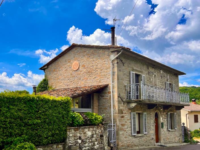 Image No.1-2 Bed Country House for sale